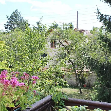 Le Clos Fleuri Hotel